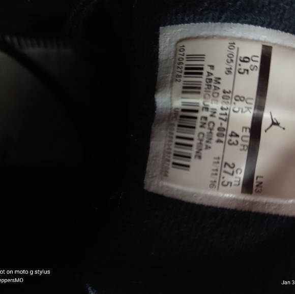 Jordan 12 playoffs low - Picture 3 of 4